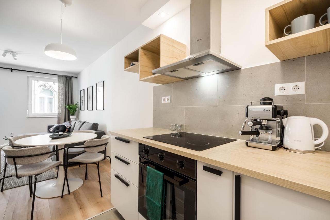 Cosy Tolnai Street Apartments ブダペスト エクステリア 写真
